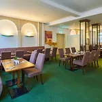 Aspire Frankfurt Airport, Trademark Collection By Wyndham Hotel