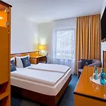 Aspire Frankfurt Airport, Trademark Collection By Wyndham Hotell