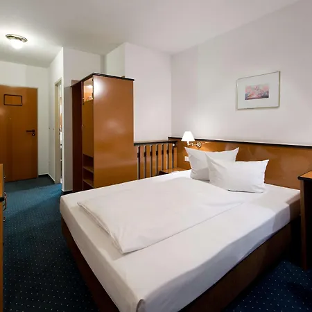 Hotel Aspire Frankfurt Airport, Trademark Collection By Wyndham 3*