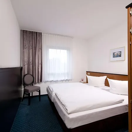 Aspire Frankfurt Airport, Trademark Collection By Wyndham 루셀스하임