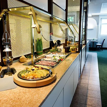 Aspire Frankfurt Airport, Trademark Collection By Wyndham 3*