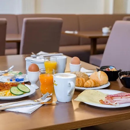 Aspire Frankfurt Airport, Trademark Collection By Wyndham 3* 吕塞尔斯海姆