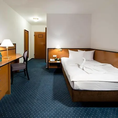 Aspire Frankfurt Airport, Trademark Collection By Wyndham 루셀스하임