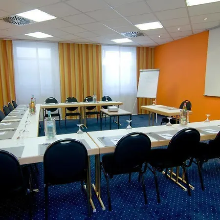 酒店 Aspire Frankfurt Airport, Trademark Collection By Wyndham 吕塞尔斯海姆